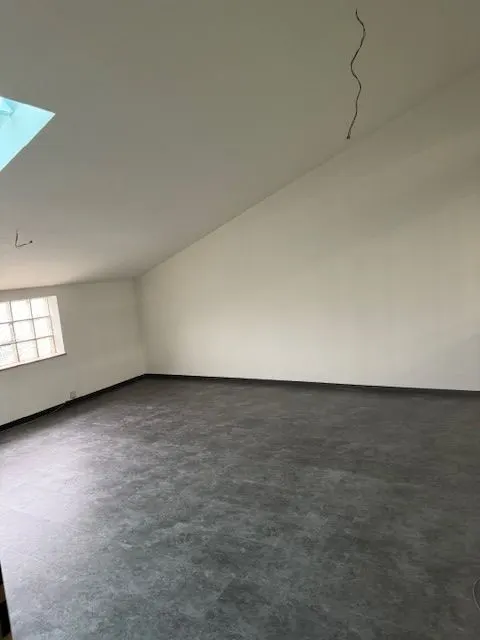 Neuer Bodenbelag im Dachgeschoss
