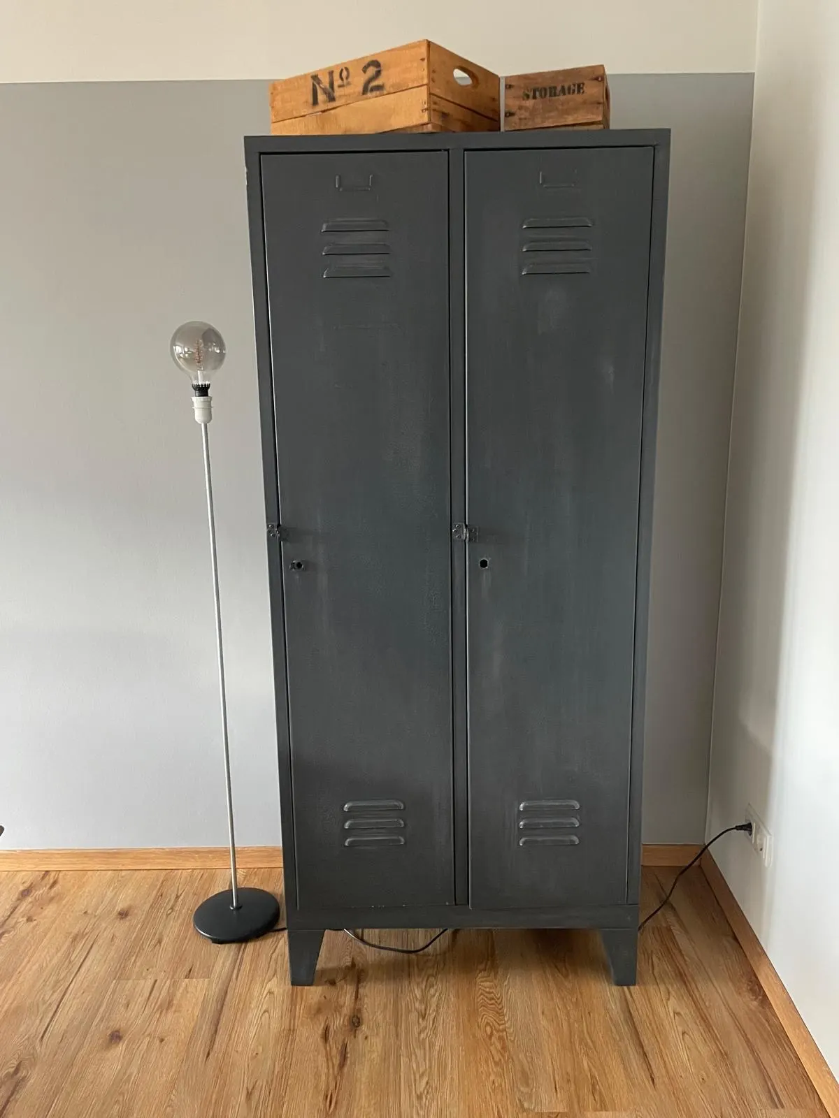 Metallspind, neu lackiert